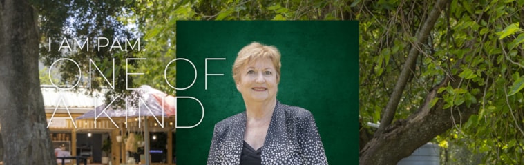 Lynne Booth, your local property expert in Blue Mountain, South Africa