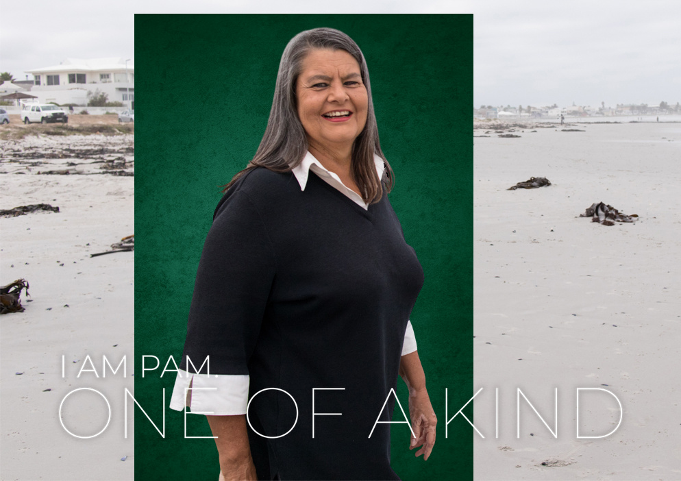 Una Beukman, your trusted property expert in the Pam Golding PropertiesMelkbosstrand office.