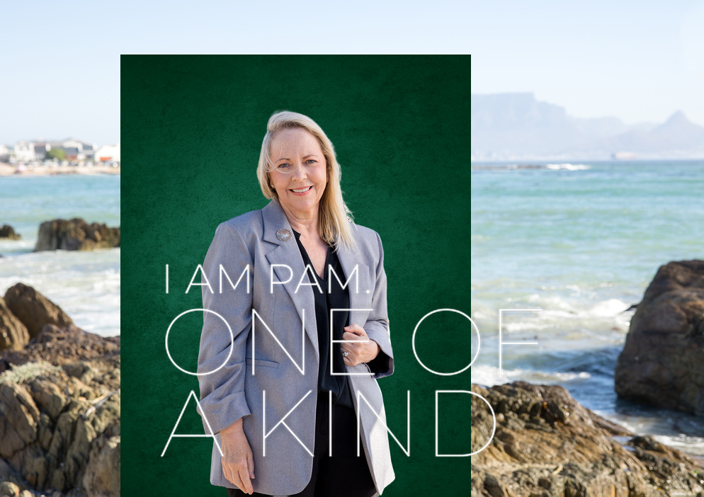 Lizzy Botha, your trusted property expert in the Pam Golding PropertiesWestern Seaboard office.
