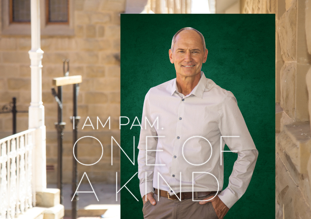 Jacques De Beer, your trusted property expert in the Pam Golding PropertiesOudtshoorn office.