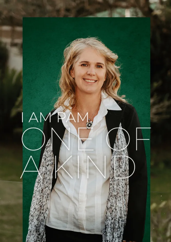 Holly Colville-Reeves, your trusted property expert in the Pam Golding PropertiesBathurst office.