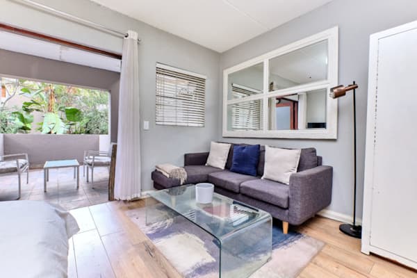 1 Bedroom Bachelor Apartment For Sale | Rivonia | HP1646907 | Pam ...