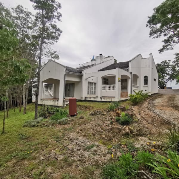 Glen Lorne (Zimbabwe) 5 Bedroom Houses For Sale Pam Golding Properties