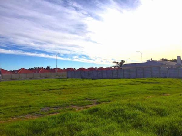 2413 m&sup2; residential vacant land for sale in Die Bos