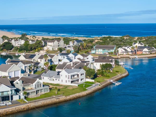 4 bedroom double-storey house for sale in Royal Alfred Marina